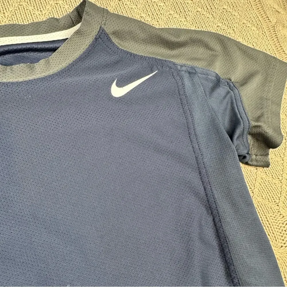 Nike Boys Youth Navy and Charcoal Dri-FIT Tee Small